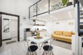 Mirror Apartments